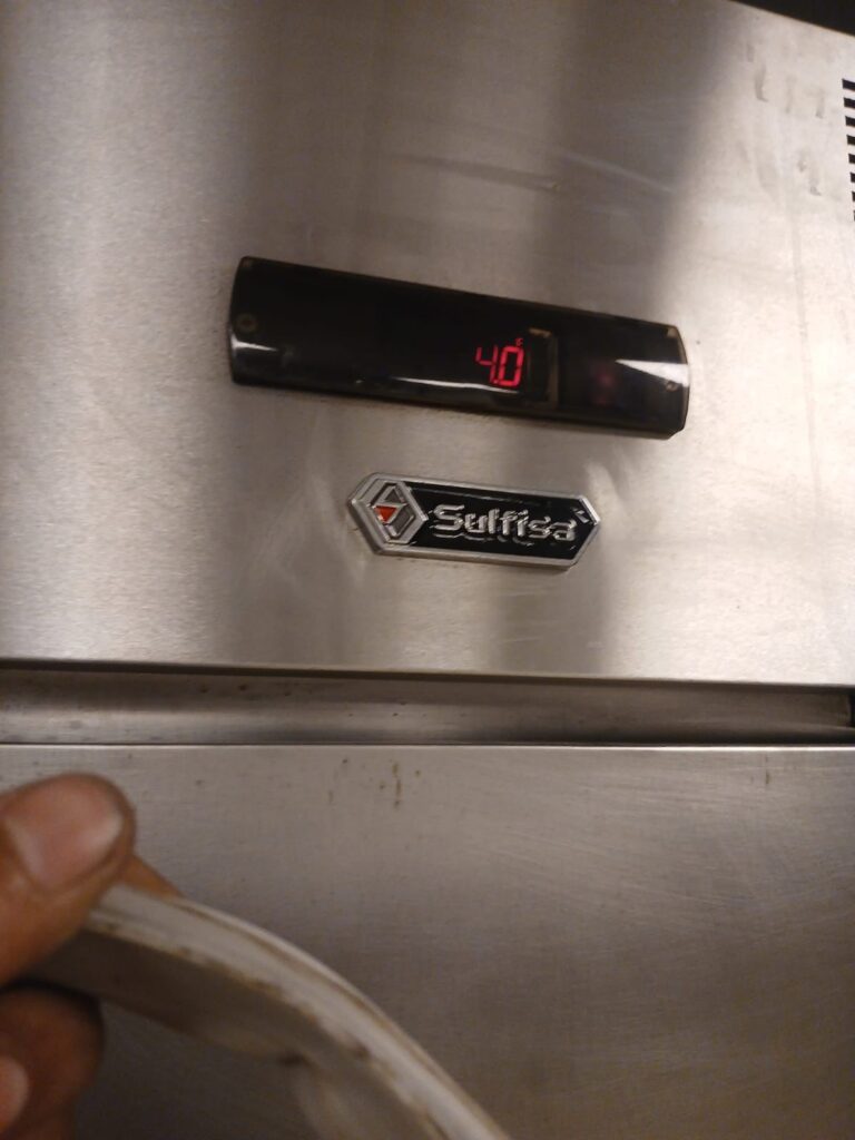 assistência técnica expositor refrigerado