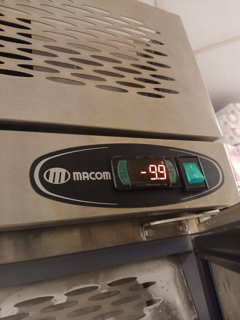 instalação de equipamentos frigoríficos